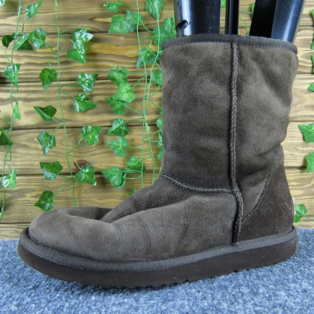 UGG Australia Classic Short Brown Suede Shearling Boots Women 7 Warm Comfort‎